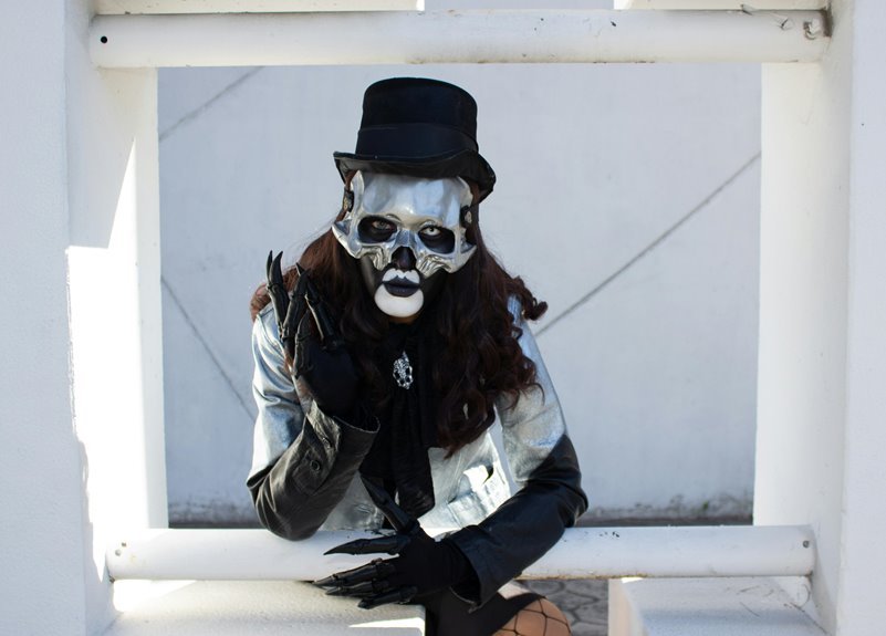 attention grabbing name carlos alman